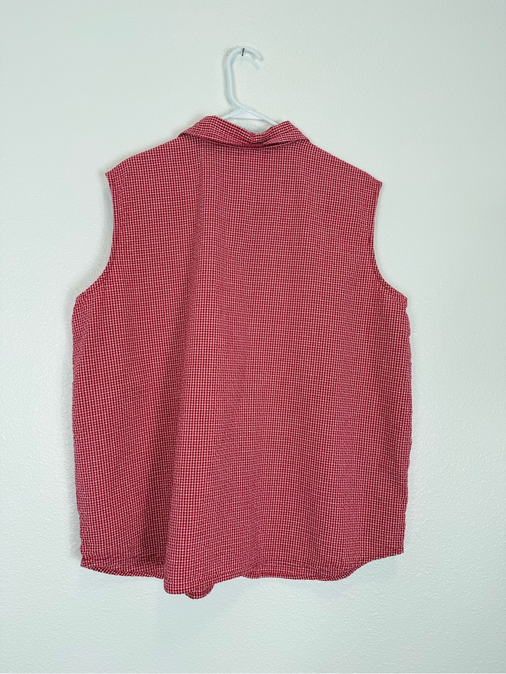Disney Red Gingham Sleeveless Button-Down Shirt with Mickey Patch VTG - Picture 2 of 6